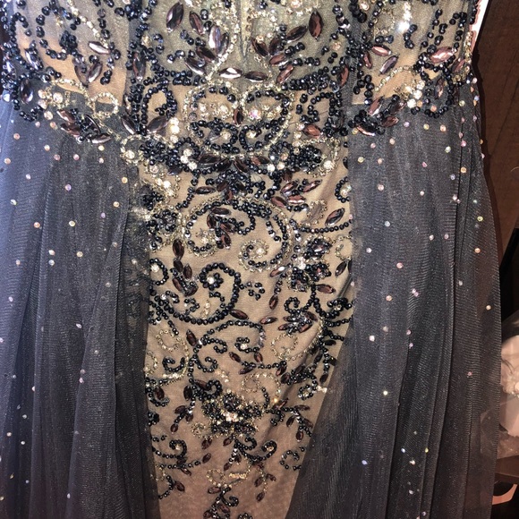 Prom Dress - Picture 5 of 9